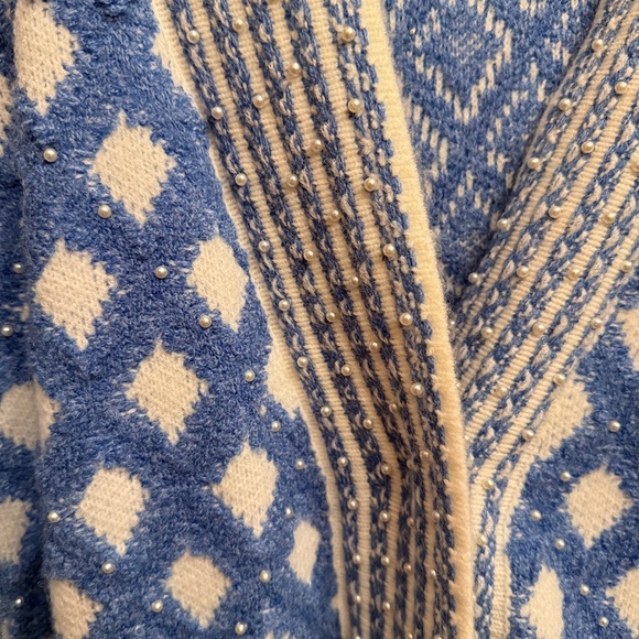 NWT Vita Grace Blue and White Patterned Women’s Cardigan Sweater - Picture 3 of 6